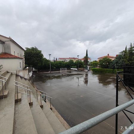 Apartman Pojine Gabonjin Exterior foto